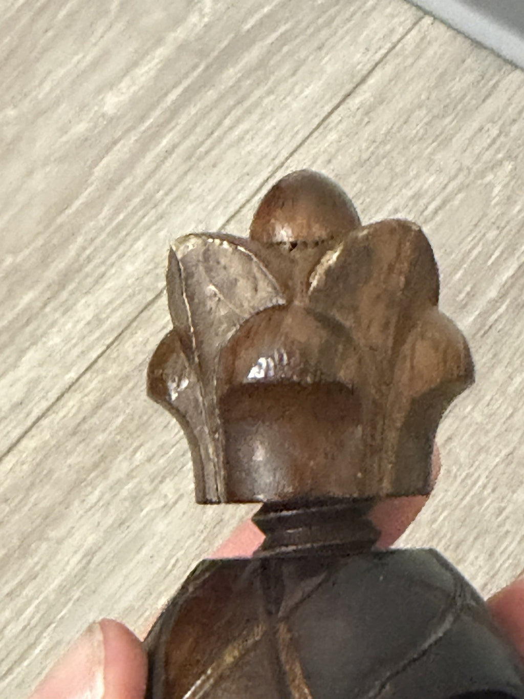 VINTAGE CARVED WOOD PINEAPPLE HAND HELD NUT CRACKER