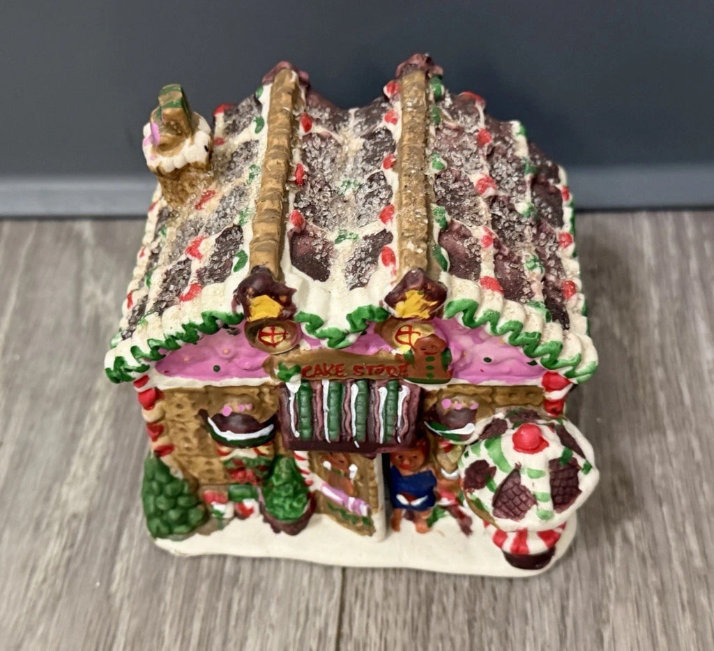 Vintage Ginger Frost Lane 2005 CAKE SHOP Christmas Collectible Village Holiday
