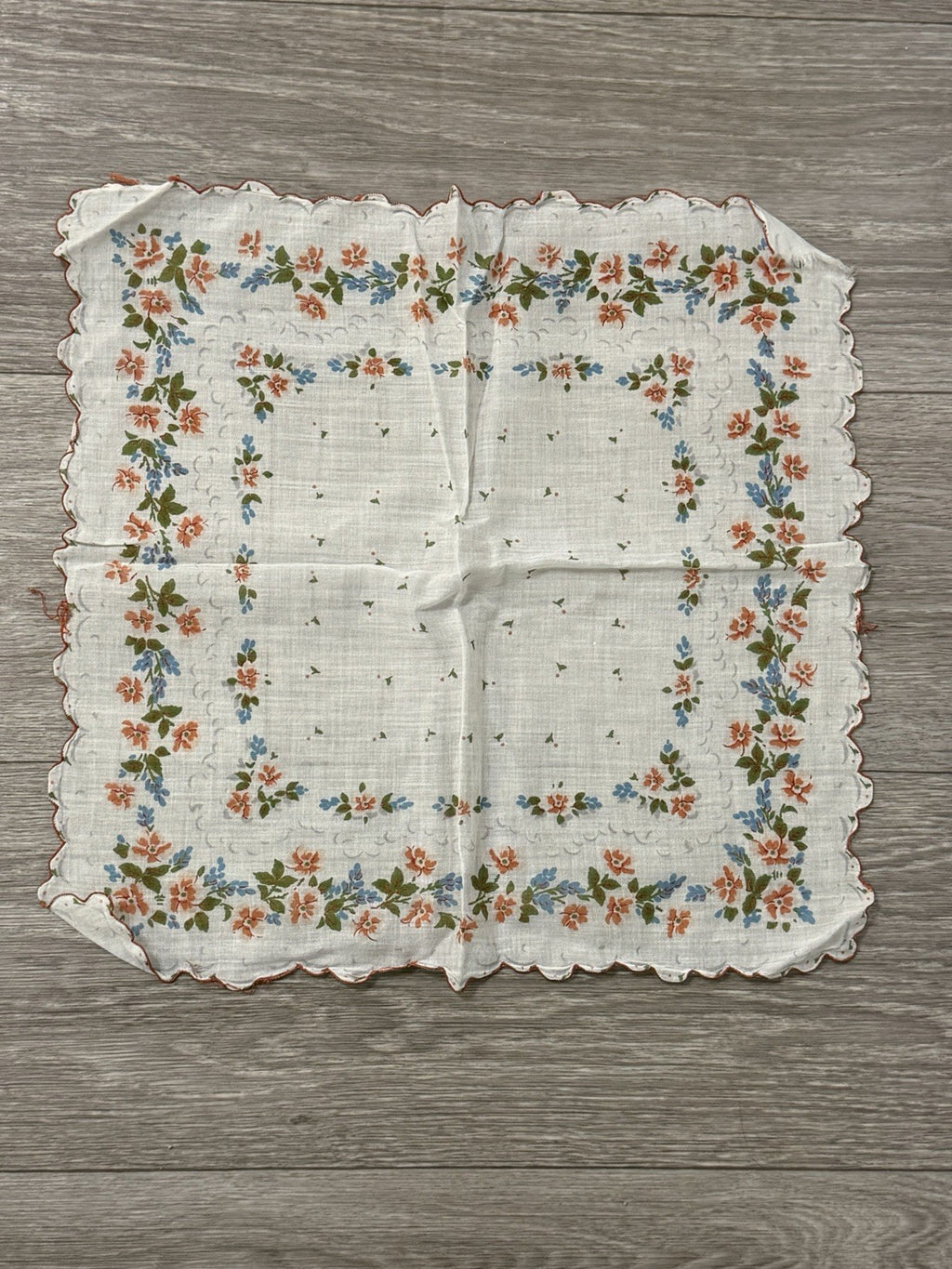Beautiful & Delicate Tiny Flowers Boho Vintage Floral Wedding Handkerchief 13.5”