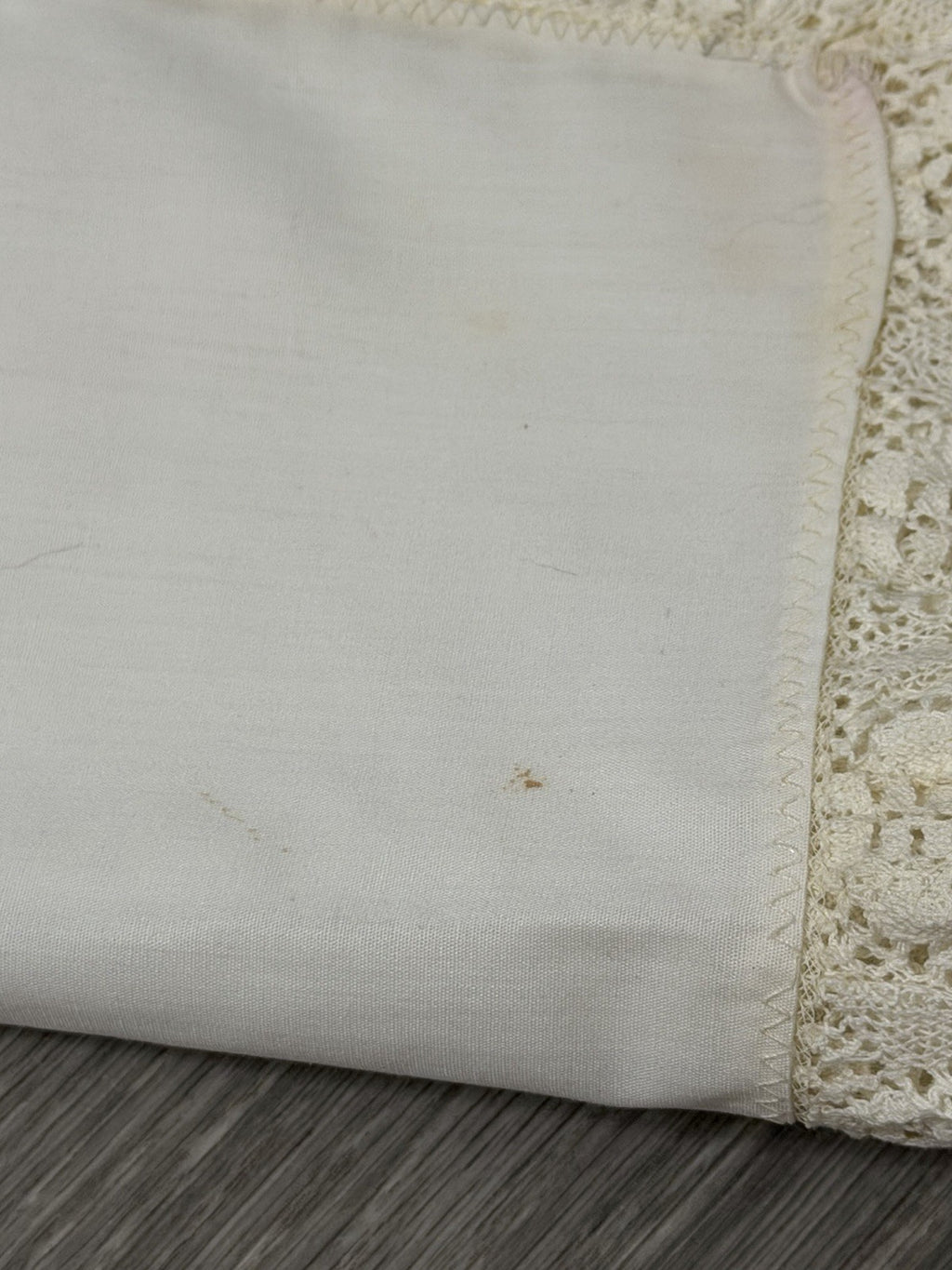Vintage Handkerchief Crochet Edge 23" square approx. Floral Edge