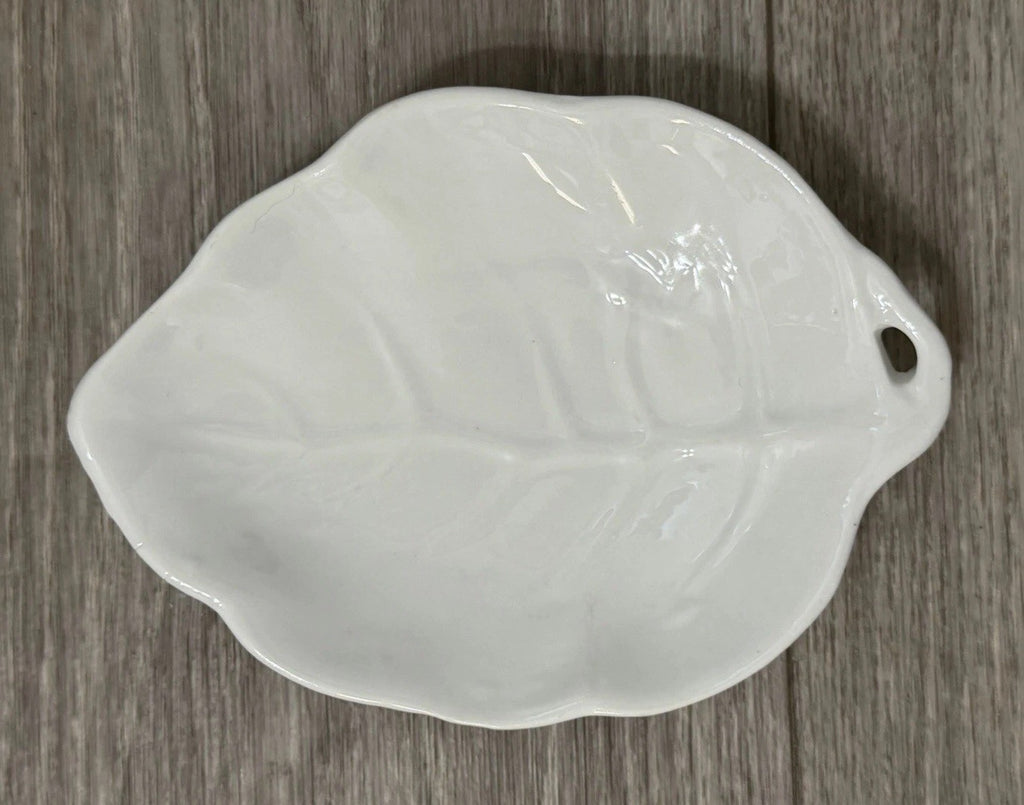 🍃3D Lillian Vernon 6" x 4" White Leaf Soap Dish, Trinket VINTAGE 1987 Botanical
