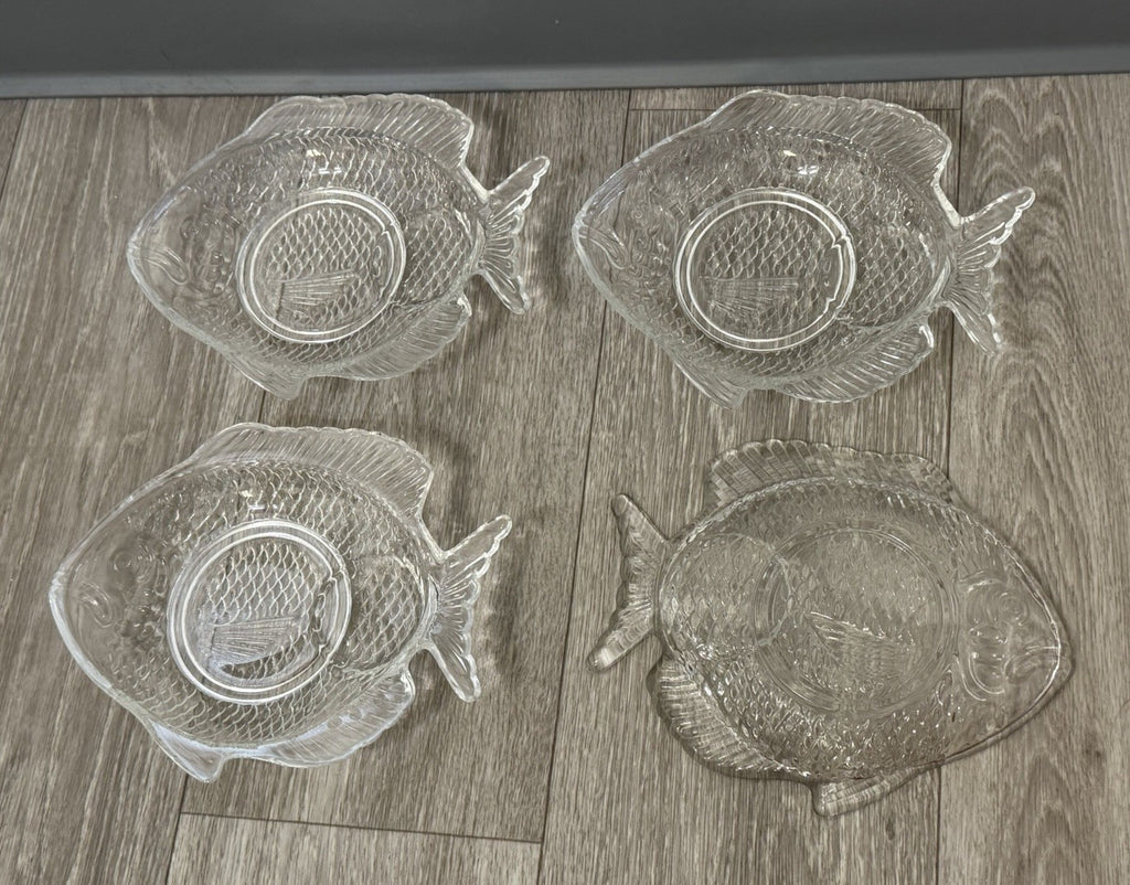4 Glass Fish Shaped Appetizer Plates