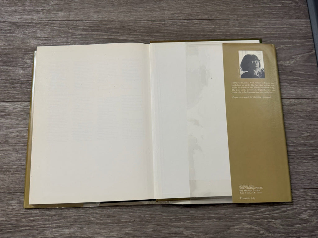 Complete Book of Herbs and Spices Sarah Garland 1979 HCDJ VINTAGE