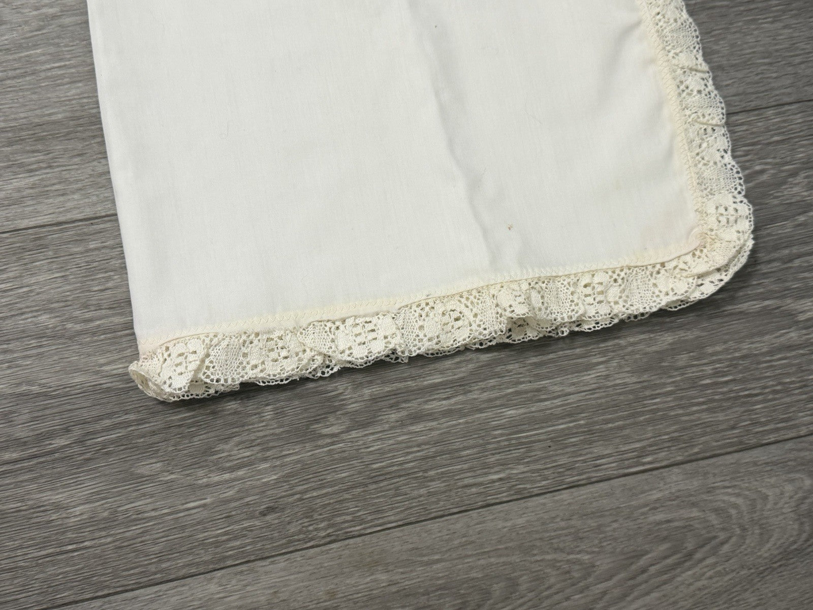 Vintage Handkerchief Crochet Edge 23" square approx. Floral Edge