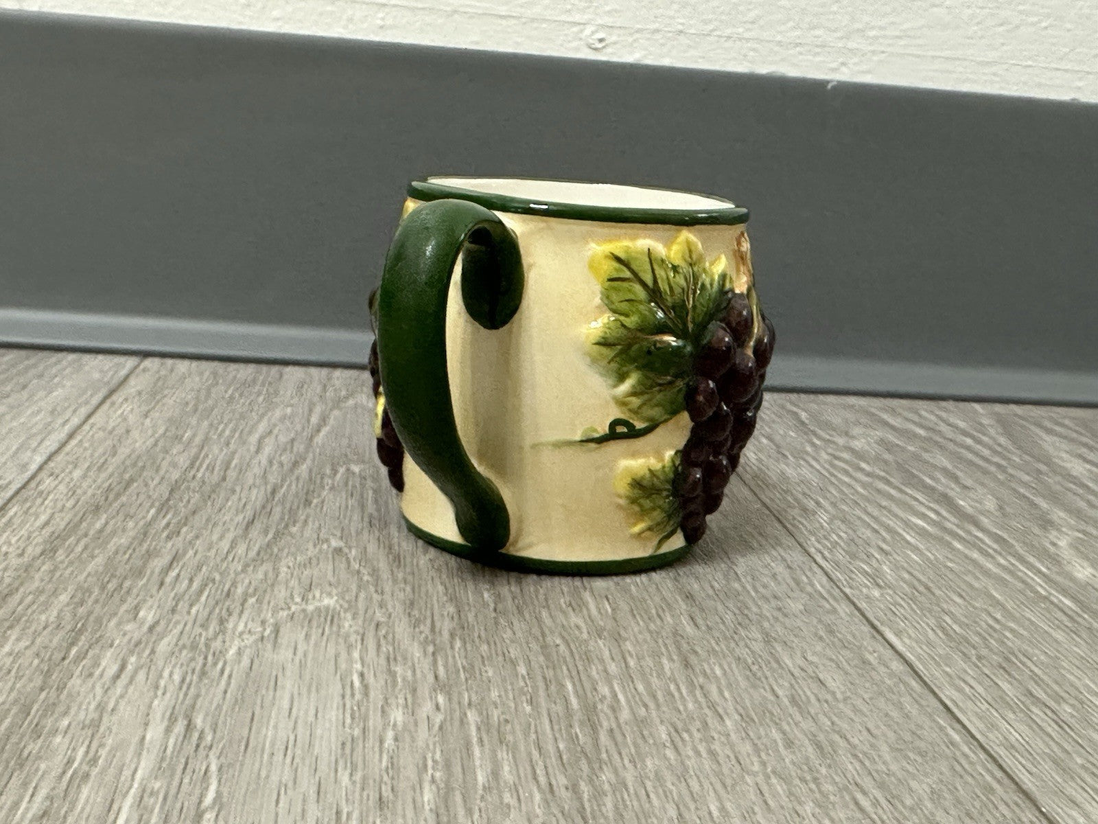 Vintage Italian Style Ceramic Grape Mug | Hand-Painted Relief, Red Grapes