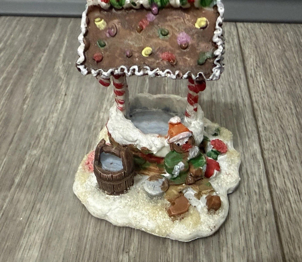 Vintage 2005 Gingerfrost Lane Christmas Village Accessories Wishing Well 3 Inch