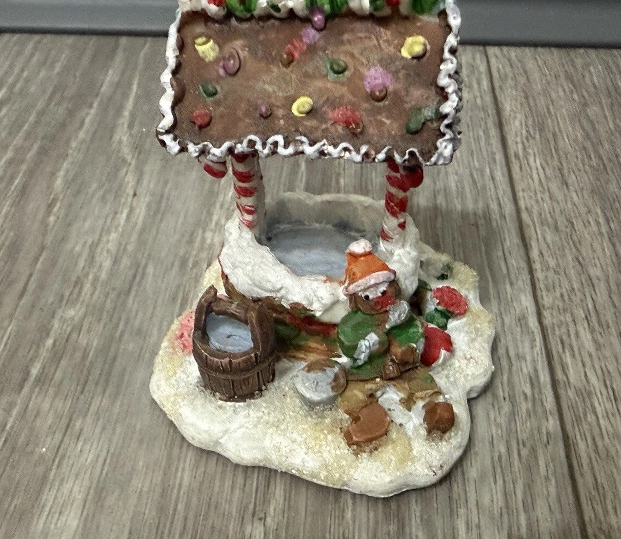 Vintage 2005 Gingerfrost Lane Christmas Village Accessories Wishing Well 3 Inch