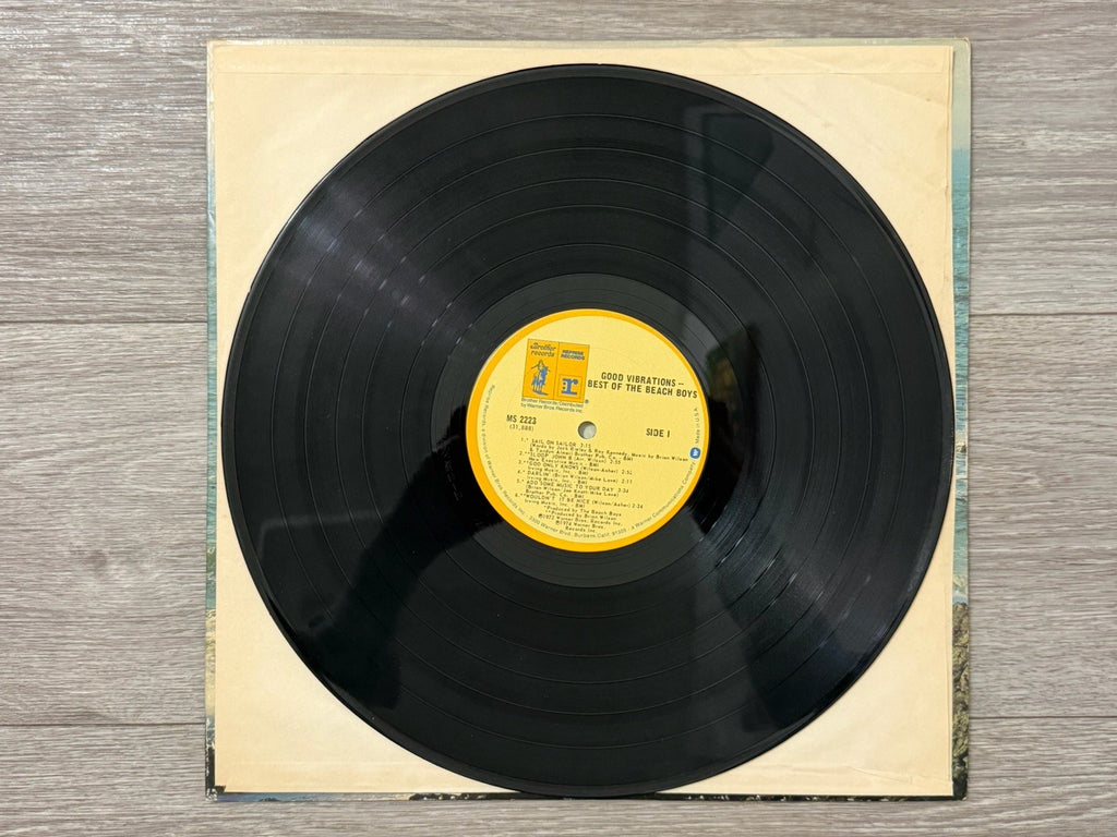 The Beach Boys Good Vibrations - LP Vinyl Record 1975 MS 2223
