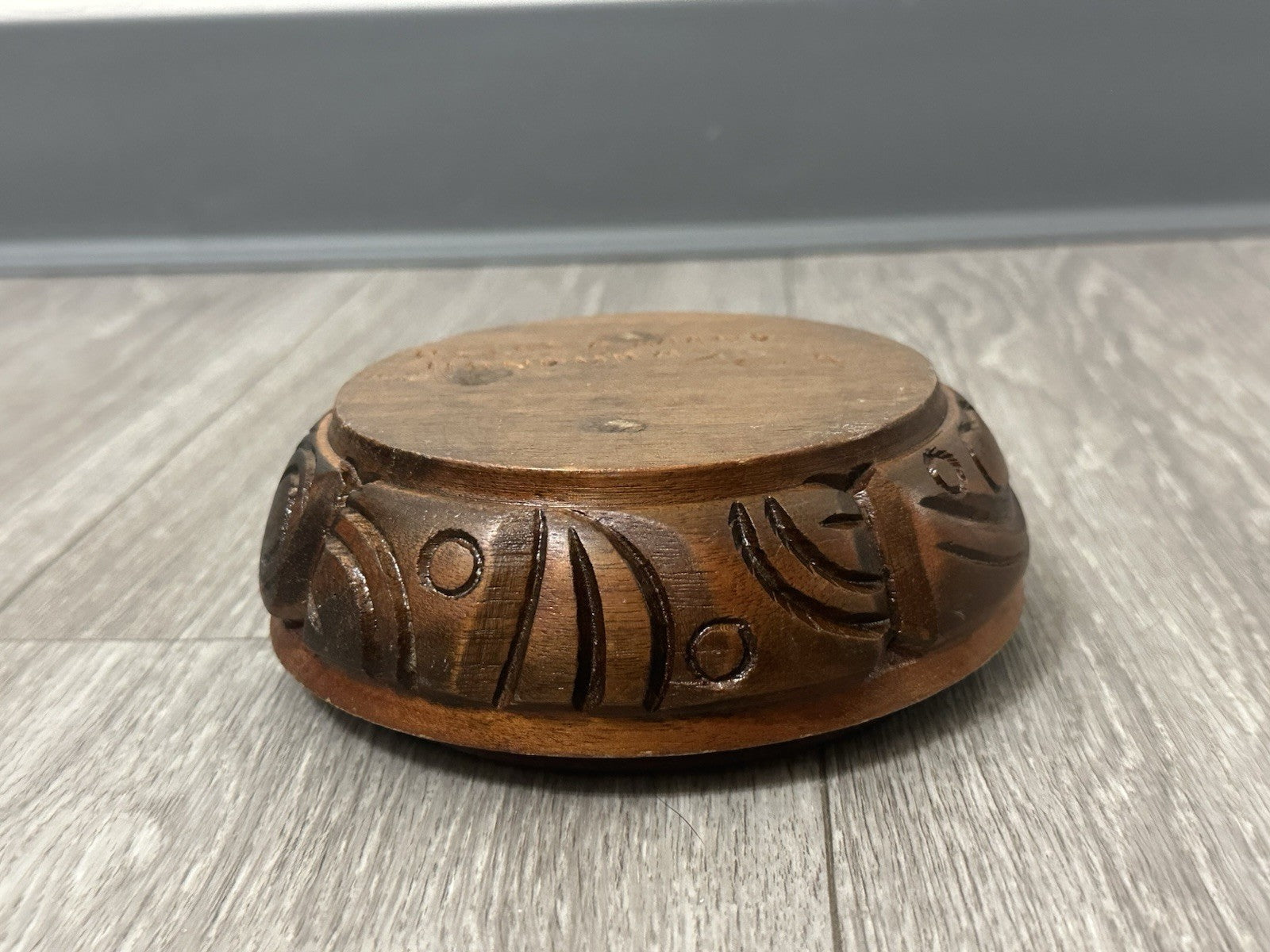 Republic De Honduras Vintage Hand Carved Wood Coin Ashtray 