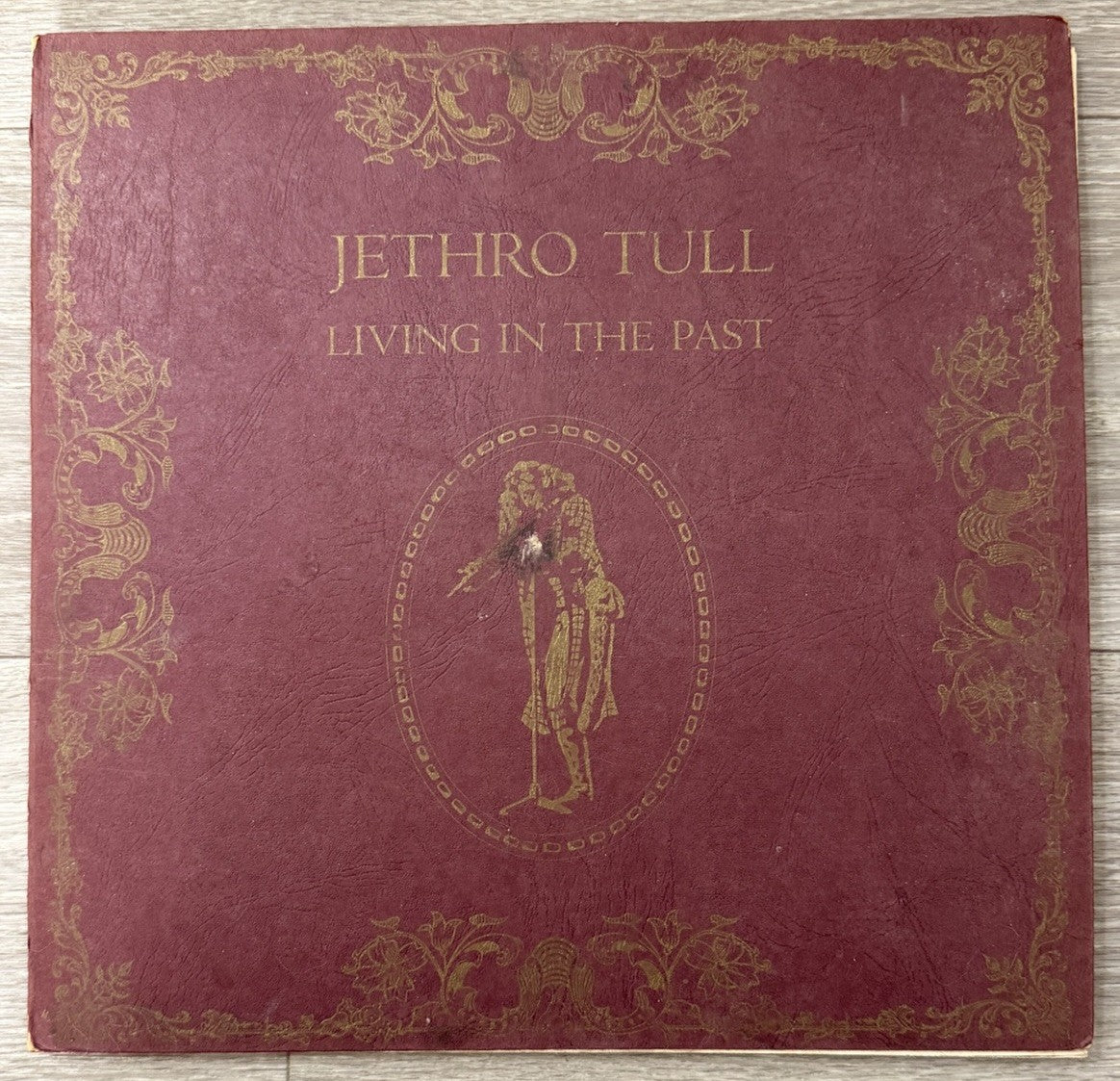 JETHRO TULL "Living In The Past" Double 2-LP Chrysalis Records 2CH 1035 booklet