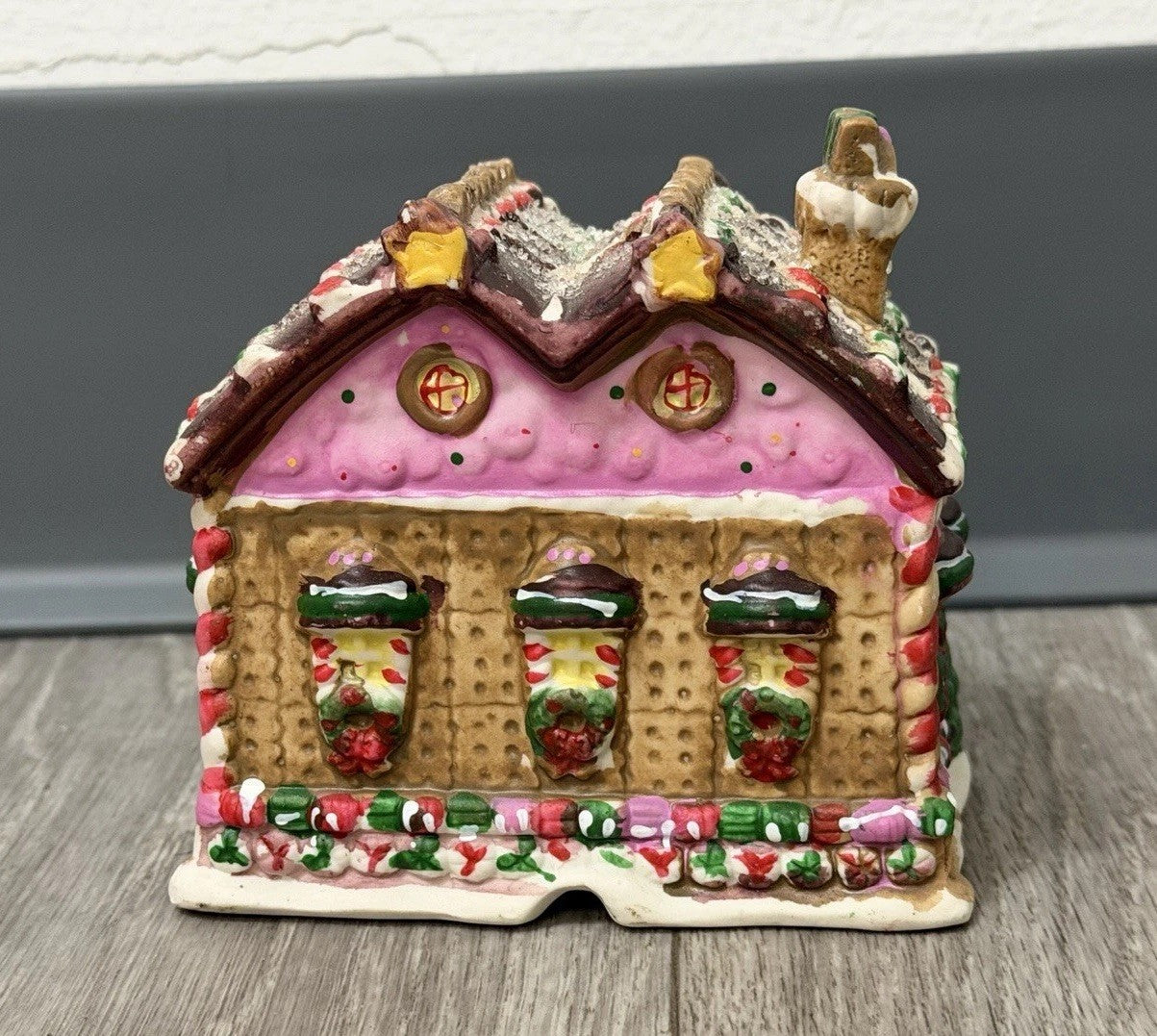 Vintage Ginger Frost Lane 2005 CAKE SHOP Christmas Collectible Village Holiday