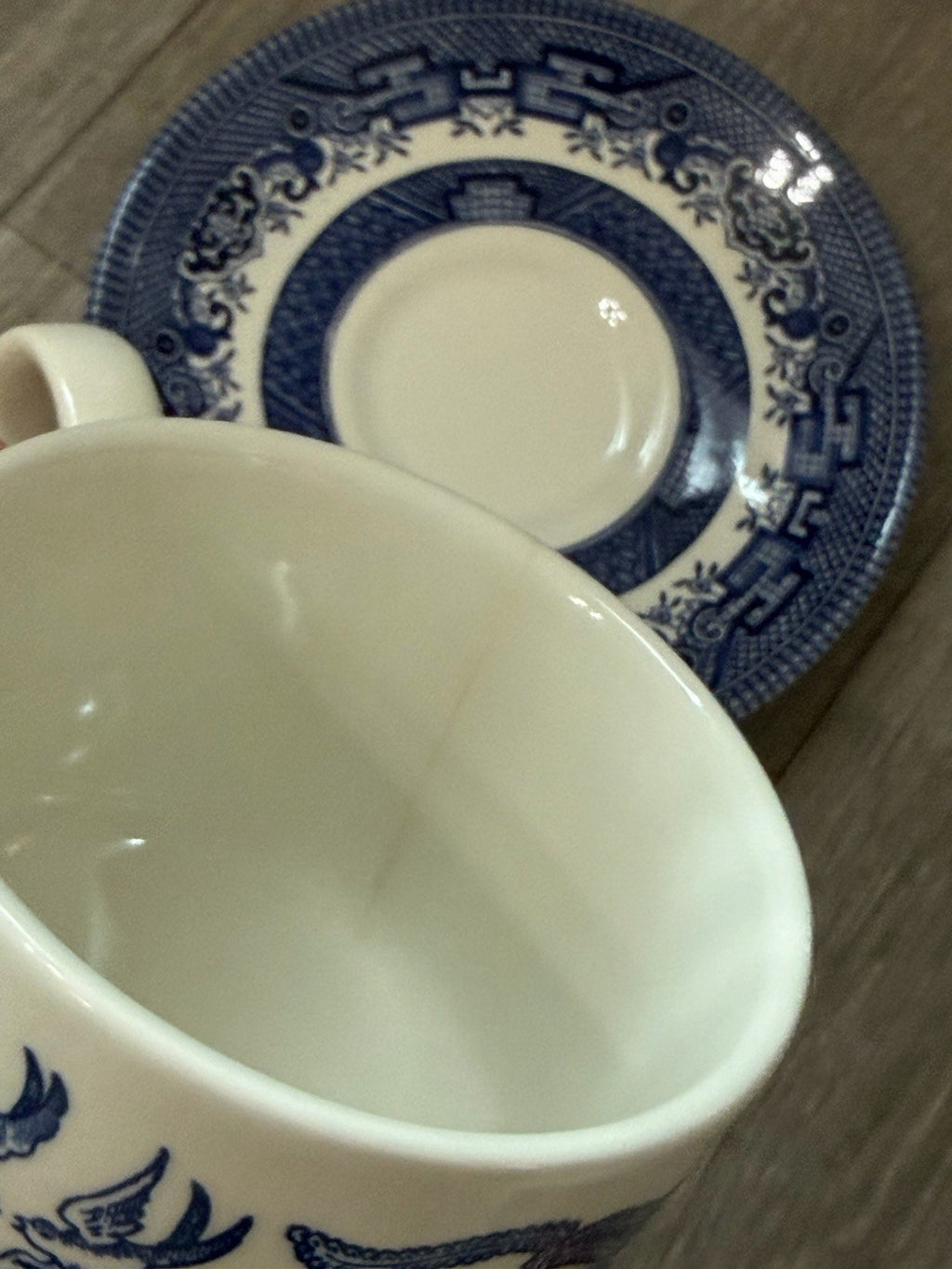 Churchill England Blue Willow Ceramic Teacup & Saucer England HAIRLINE CRACK