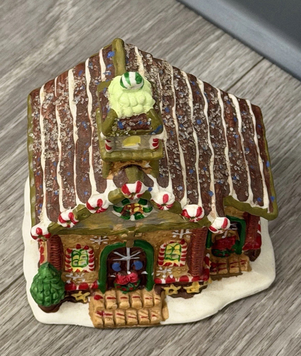 Ginger Frost Lane 2005 Christmas House Church Porcelain Ceramic 5” Tall