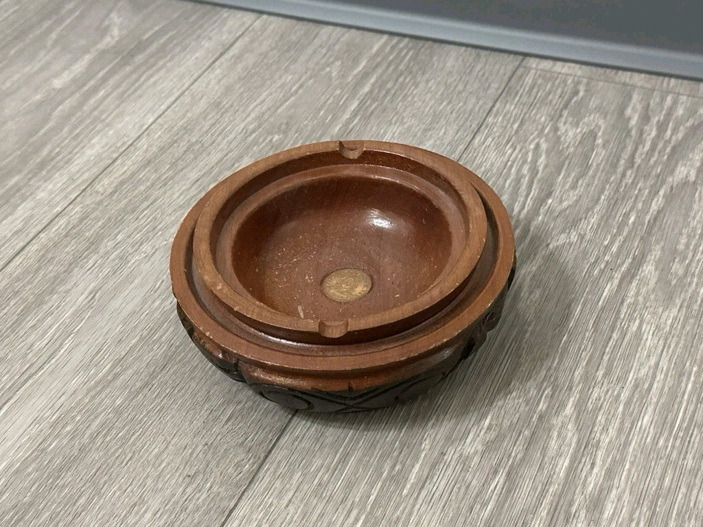 Republic De Honduras Vintage Hand Carved Wood Coin Ashtray 