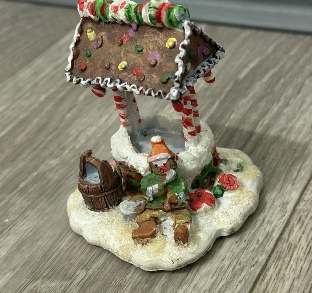Vintage 2005 Gingerfrost Lane Christmas Village Accessories Wishing Well 3 Inch