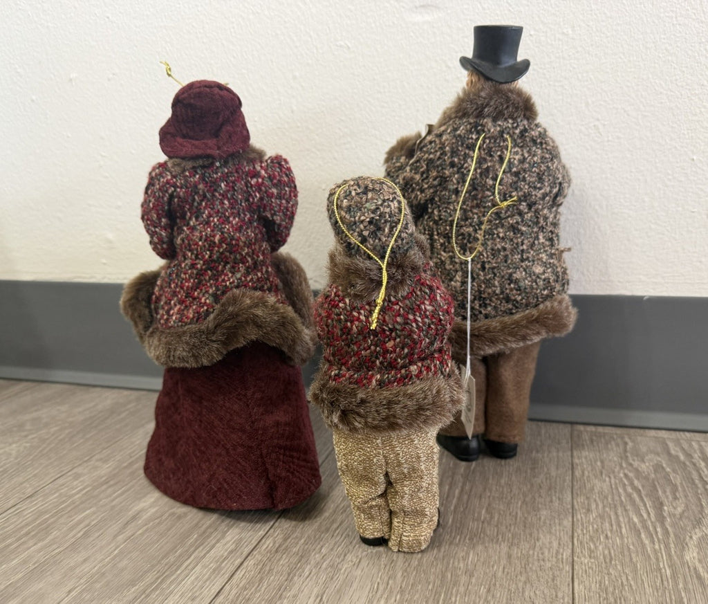 Vintage Christmas Carolers Caroling Dolls Tallest 11.25” Pacific Rim Holiday