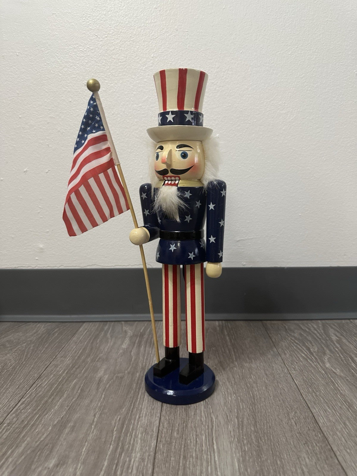 Americana Stars & Stripes Nutcracker Red White & Blue American Flag 14 3/4” EUC