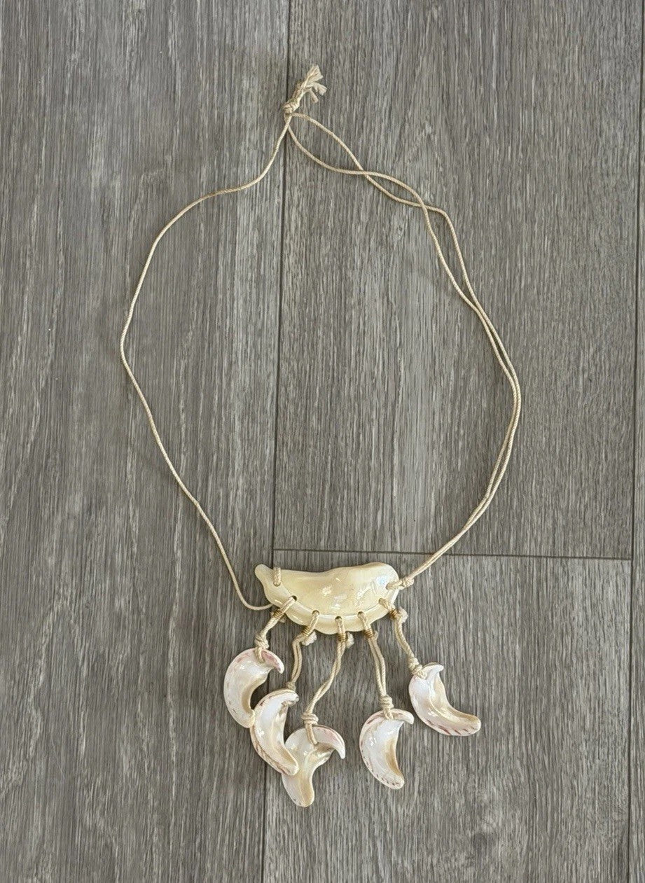Vintage Hand Knotted Polished Large Sea Shell Beaded Long Necklace Unique Design
