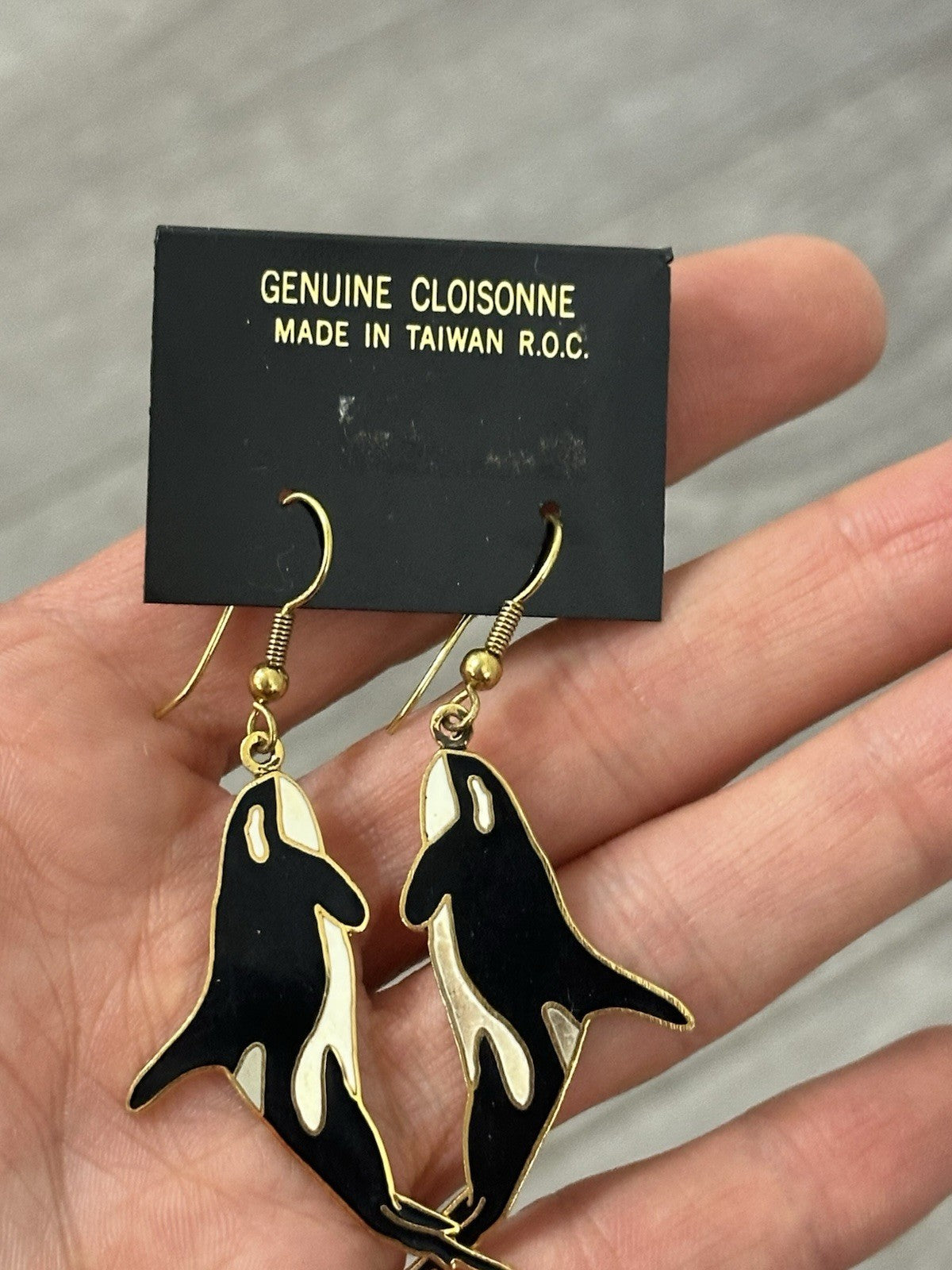 Vtg Goldtone Enamel Dolphin Drop Dangle Pierced Earrings 1.5"