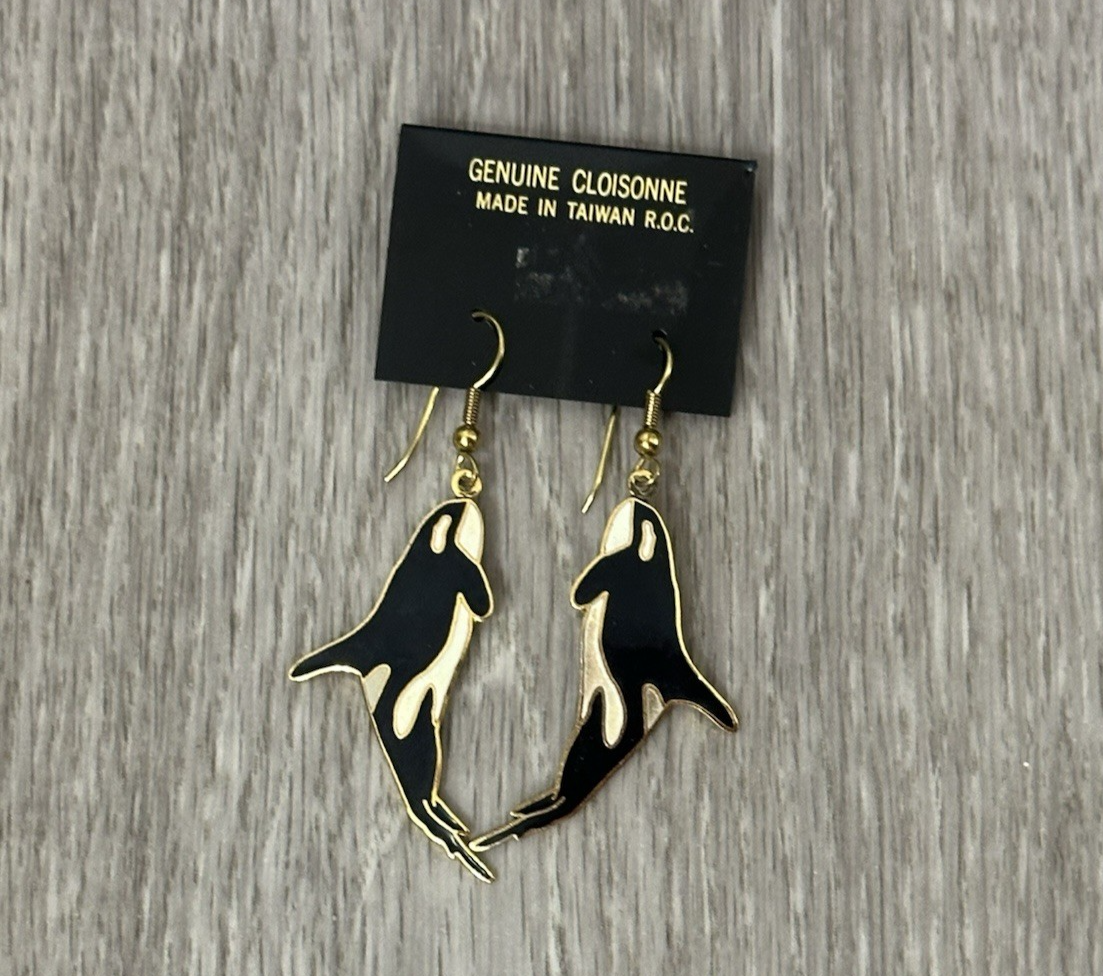 Vtg Goldtone Enamel Dolphin Drop Dangle Pierced Earrings 1.5"