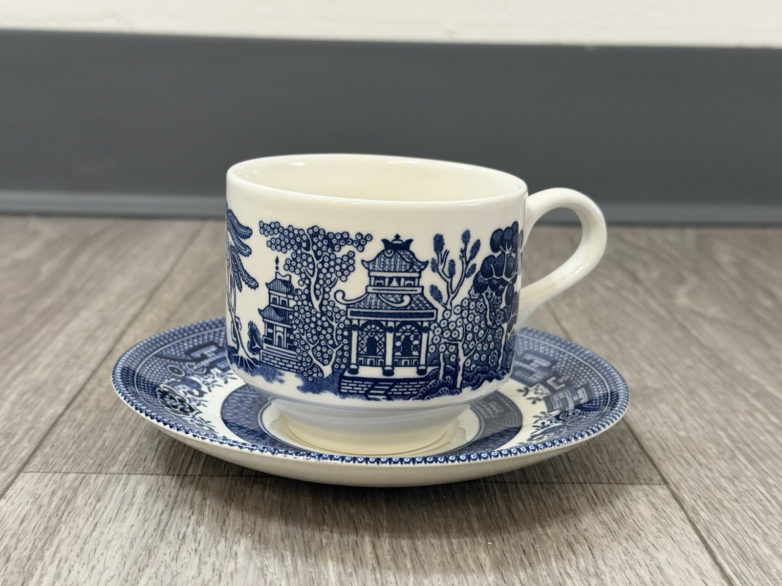 Churchill England Blue Willow Ceramic Teacup & Saucer England HAIRLINE CRACK