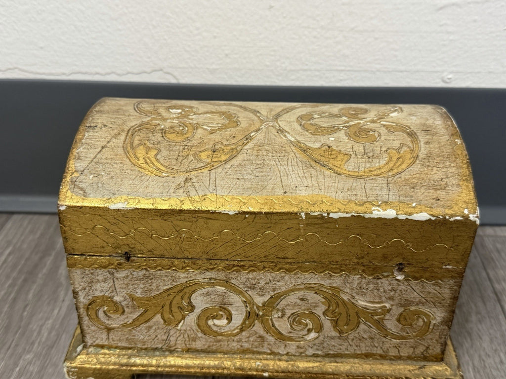 Vintage Domed Wood Gold Gilt Italian Florentine Footed Trinket Box 8”x5”x4.75”
