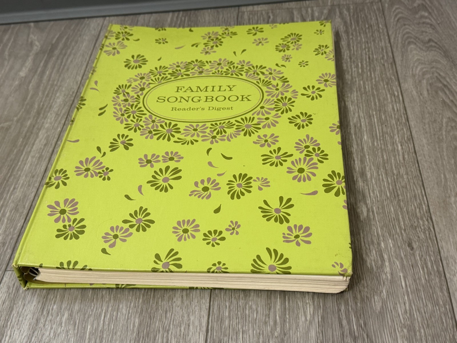 Reader's Digest Family Songbook Hardcover 1981 Vintage Sheet Music Song Book...