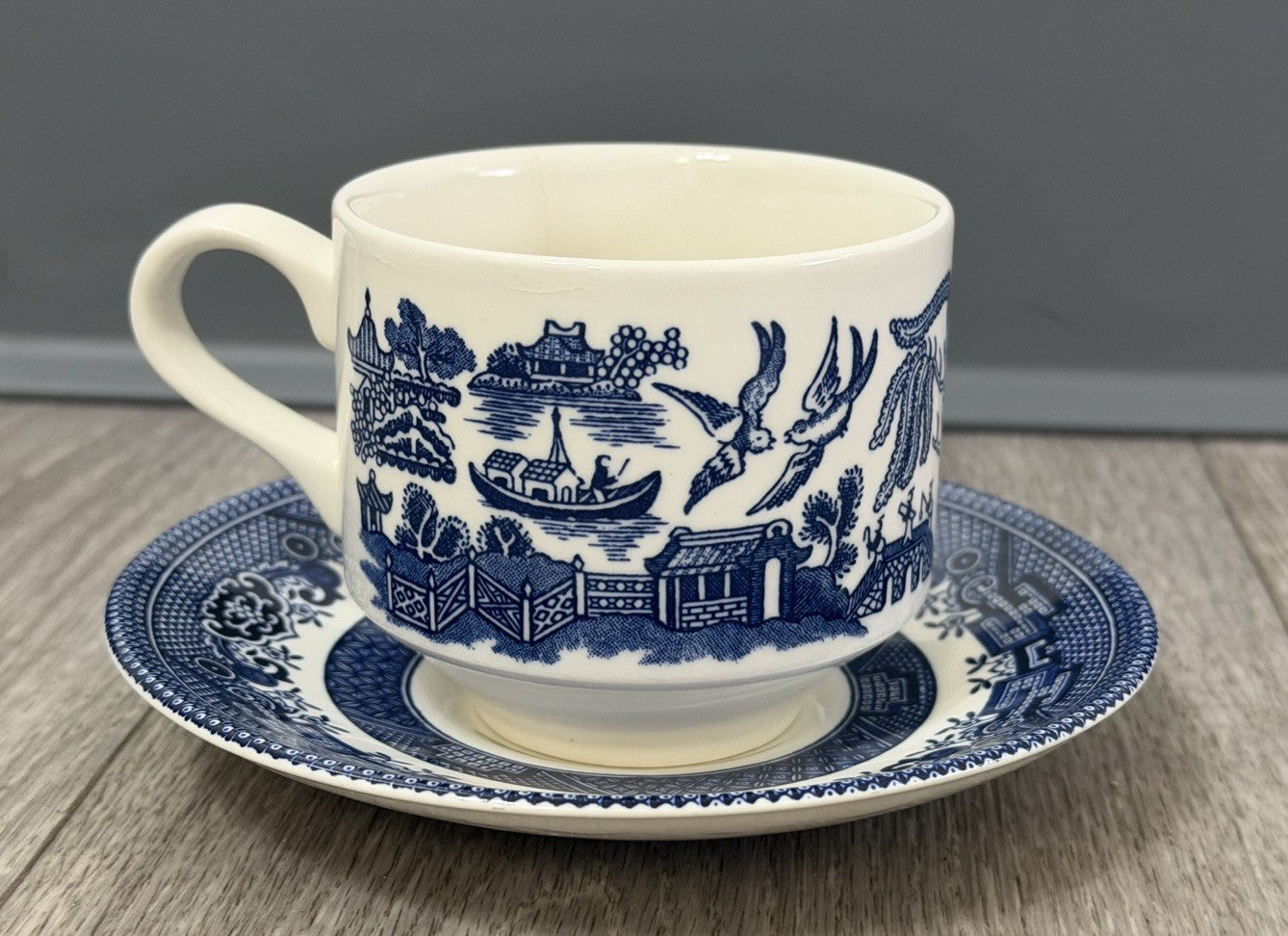 Churchill England Blue Willow Ceramic Teacup & Saucer England HAIRLINE CRACK