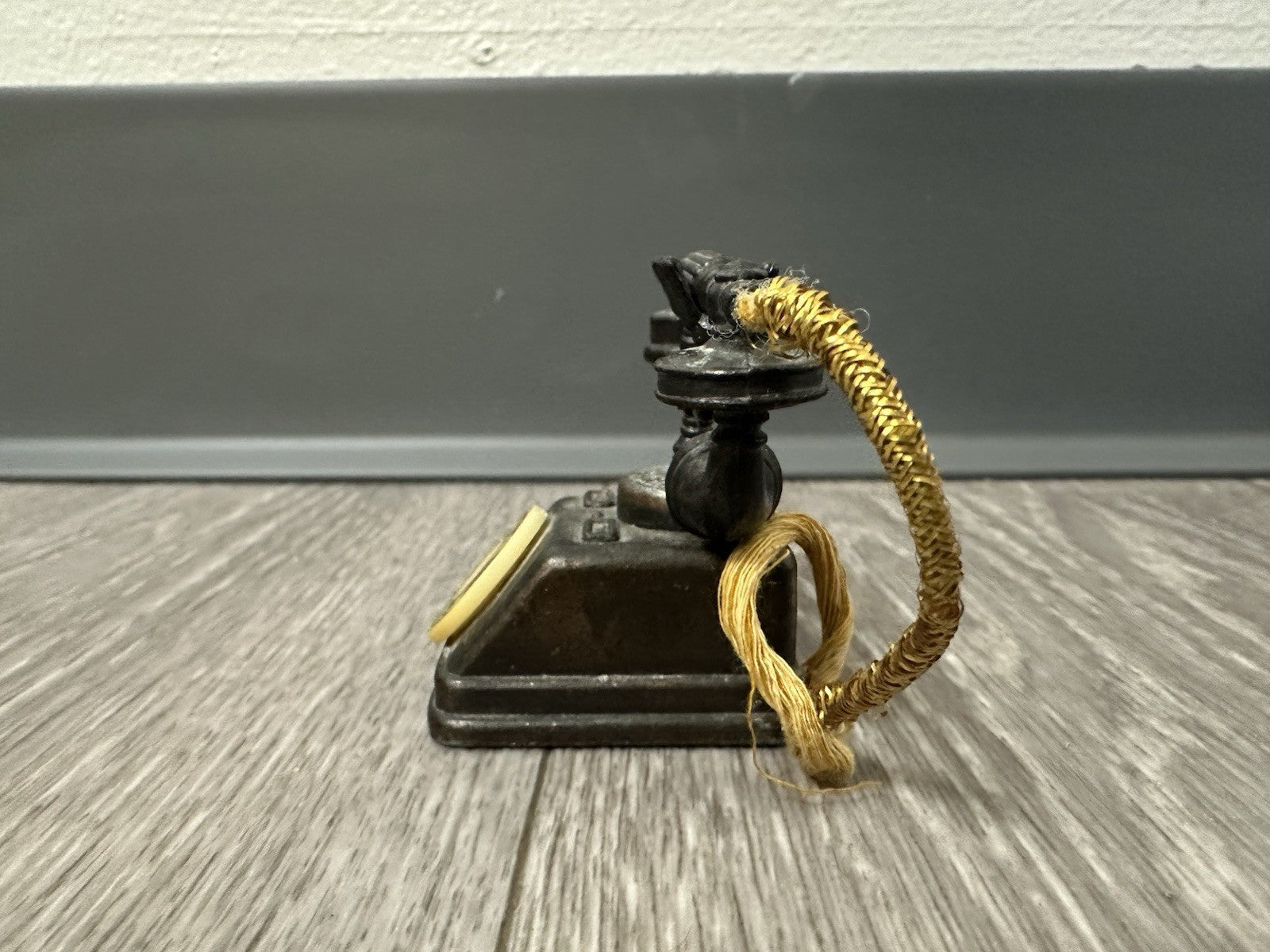 Durham Industries Metal Miniature Rotary Phone No. 5404