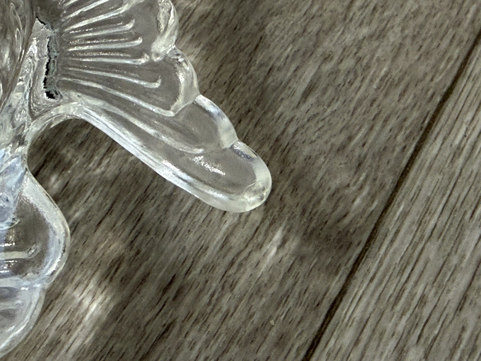 4 Glass Fish Shaped Appetizer Plates