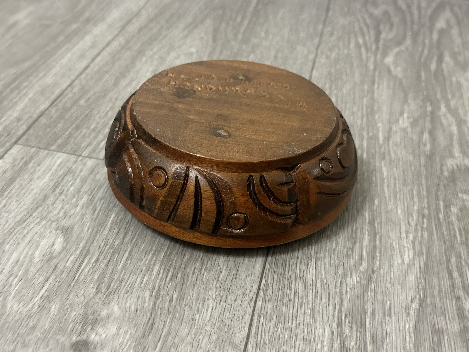 Republic De Honduras Vintage Hand Carved Wood Coin Ashtray 