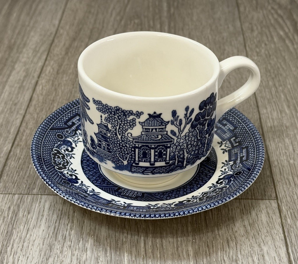 Churchill England Blue Willow Ceramic Teacup & Saucer England HAIRLINE CRACK