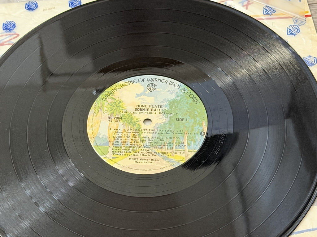 Bonnie Raitt Home Plate LP 1975 Warner Brothers Inner Sleeve Run Like A Thief