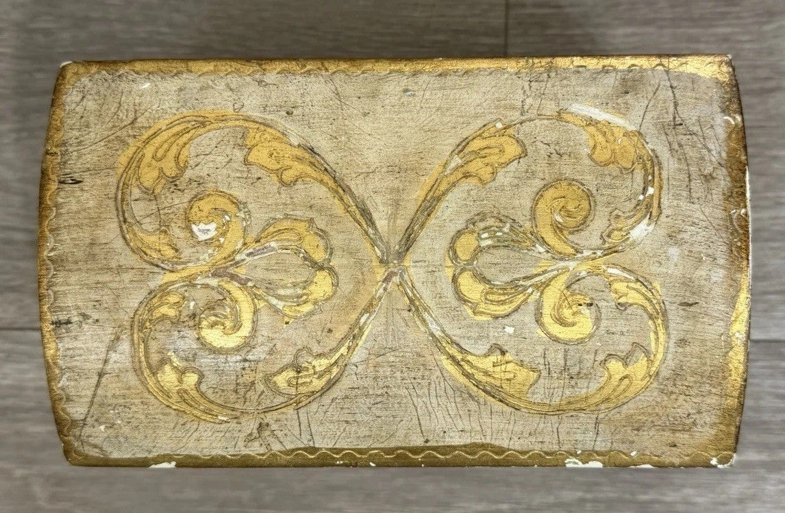 Vintage Domed Wood Gold Gilt Italian Florentine Footed Trinket Box 8”x5”x4.75”