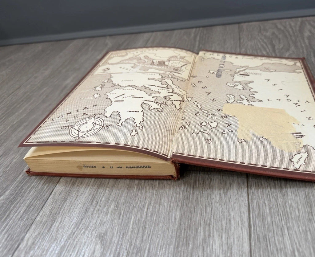 The World of Odysseus by M.I. Finley Hardcover 1954 Fair Condition Viking Press