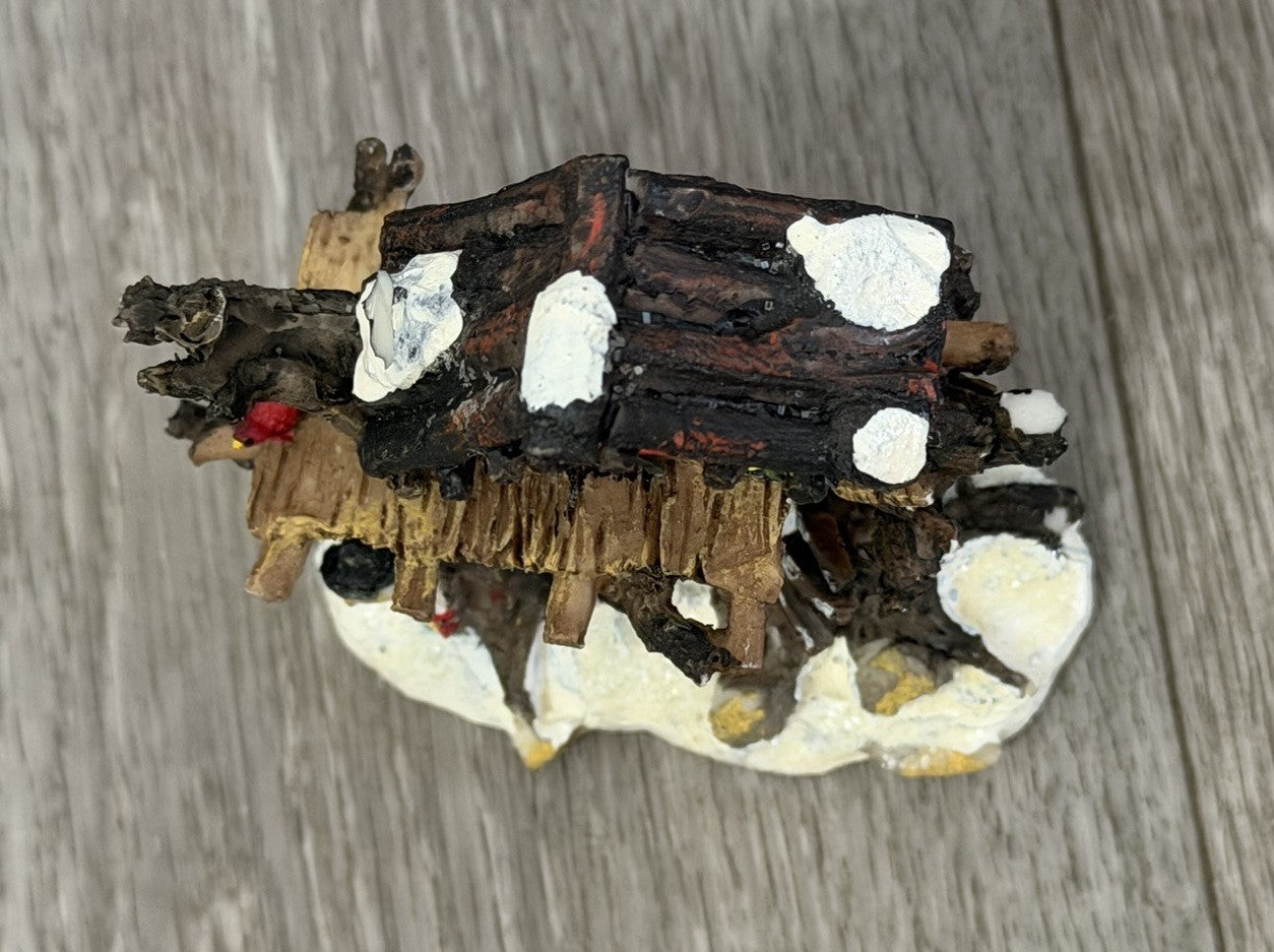 Vtg Cobblestone Corners Club / Tree House Christmas Village Accessory ‘02 Broken