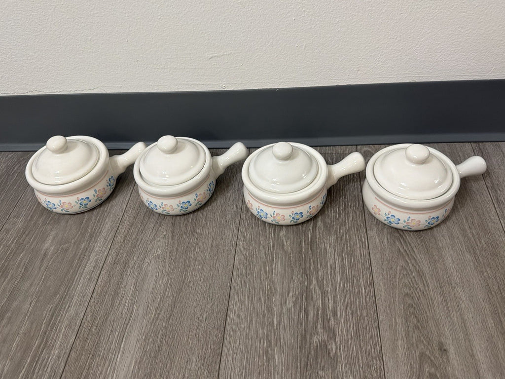 Vintage French Onion Soup Crock Bowl W/ Lid & Handle Blue Pink Flowers Set Of 4