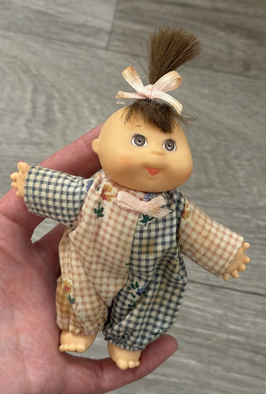 Cabbage Patch 1995 Vintage Mini Figure Doll Brown Hair Plaid Jumper Needs TLC