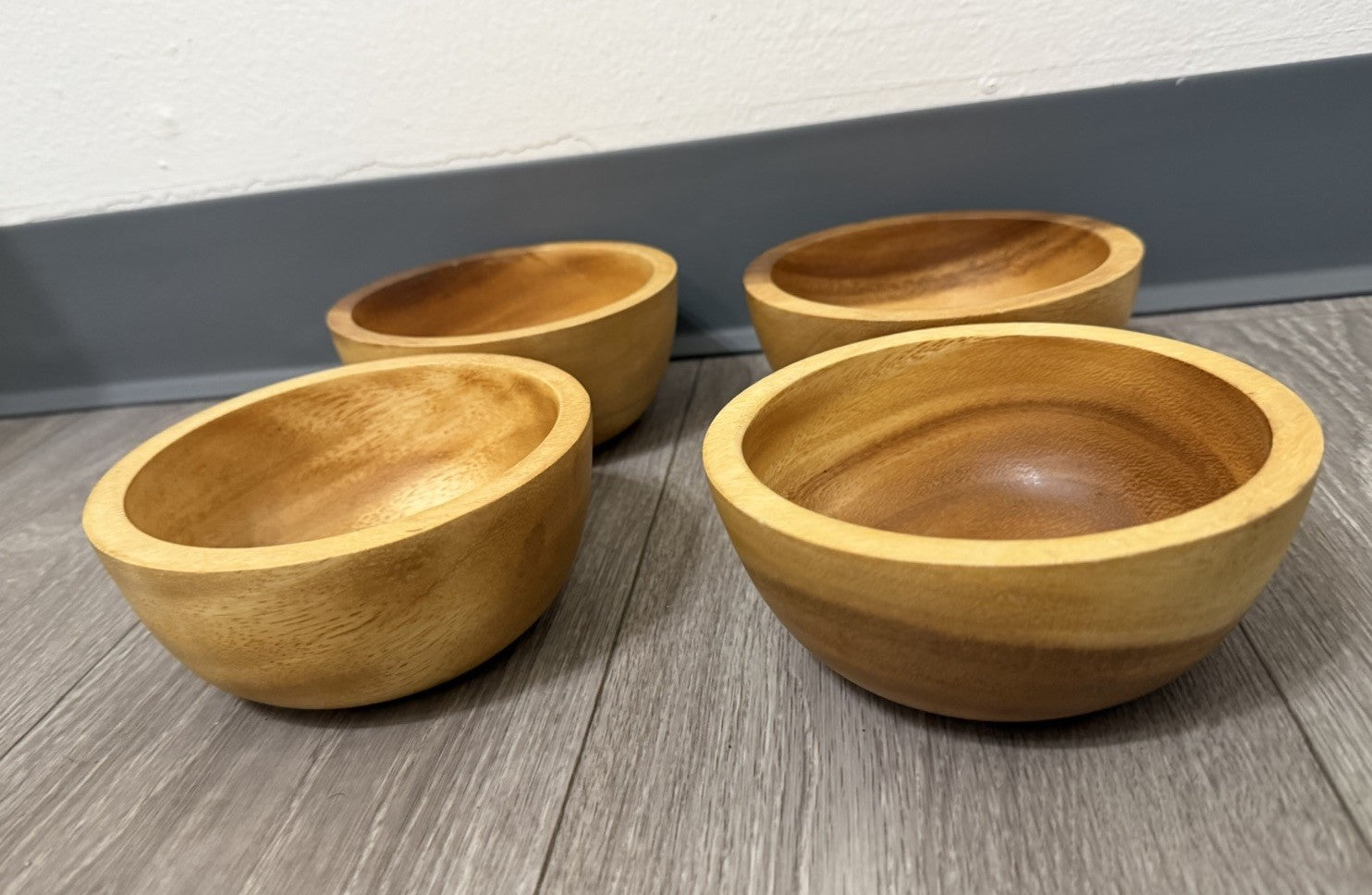 Wooden Bowels Set Of 4 Light Wood 5.75” Diameter 2.5” Tall