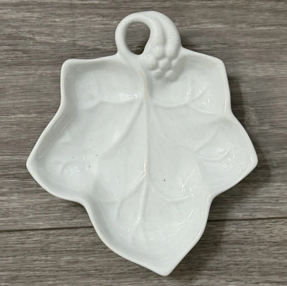 Vintage 1987 Lillian Vernon 67 Grape Leaf shape Trinket Plate White Porcelain