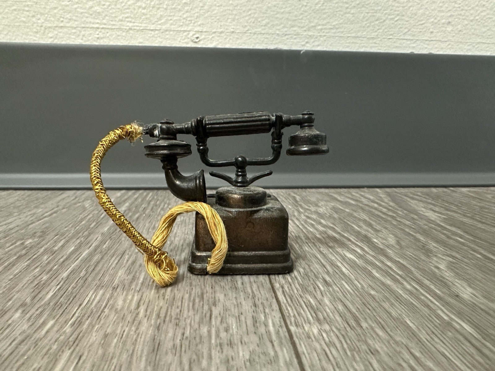 Durham Industries Metal Miniature Rotary Phone No. 5404