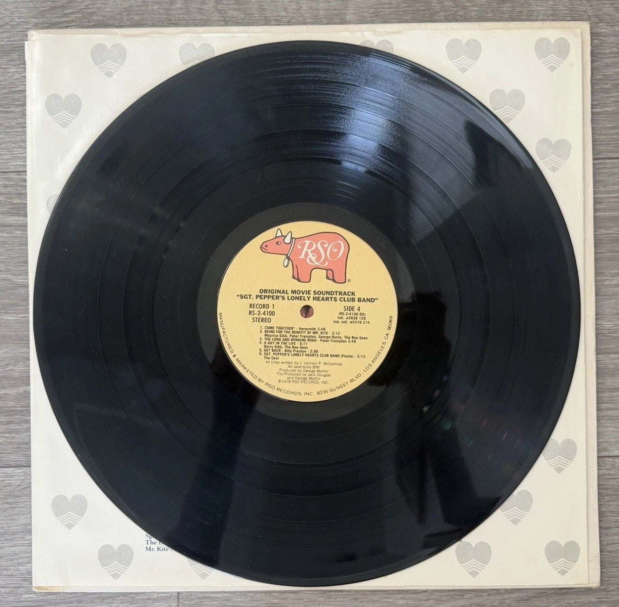 Vinyl Record LP Movie Soundtrack Bee Gees Sgt. Pepper's Lonely Hearts Club Used