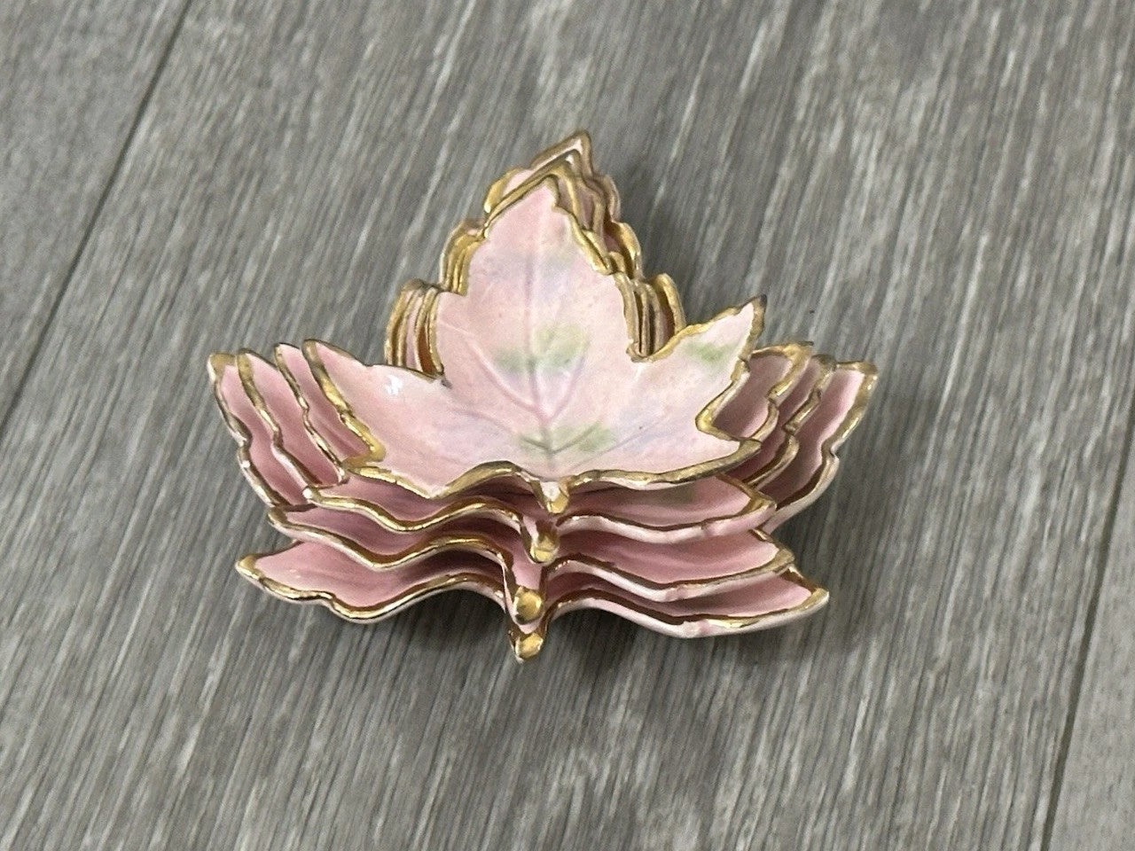 Vintage Ceramic set of 4 Nesting Maple Leaf Dishes 4 inches Pink And Gold