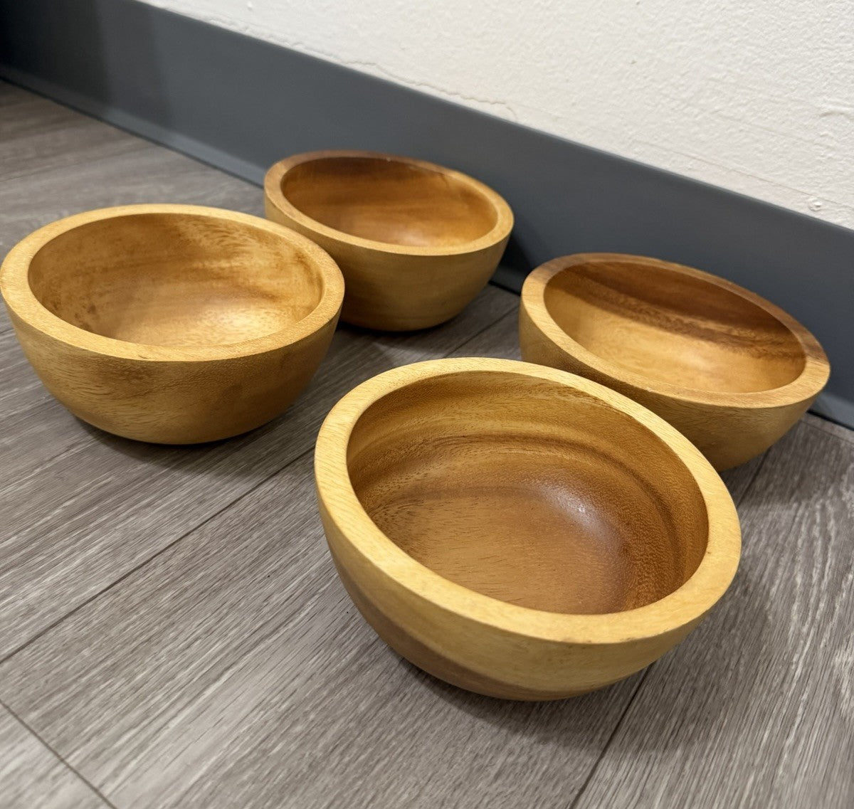 Wooden Bowels Set Of 4 Light Wood 5.75” Diameter 2.5” Tall