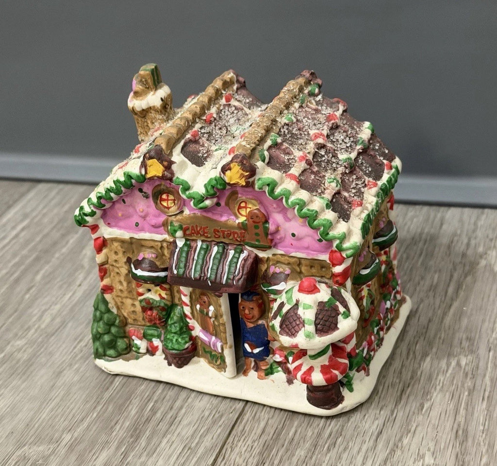 Vintage Ginger Frost Lane 2005 CAKE SHOP Christmas Collectible Village Holiday