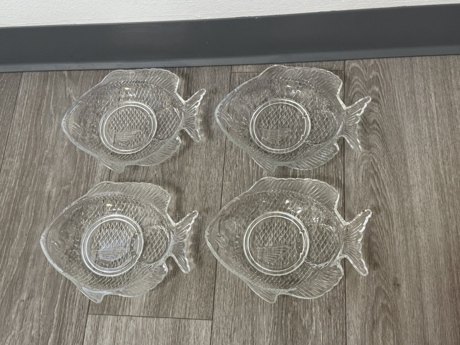 4 Glass Fish Shaped Appetizer Plates