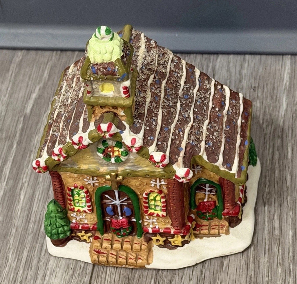 Ginger Frost Lane 2005 Christmas House Church Porcelain Ceramic 5” Tall