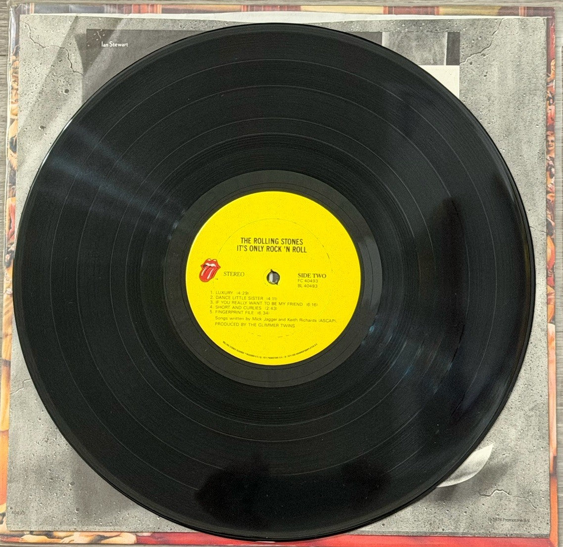 ROLLING STONES IT'S ONLY ROCK n ROLL 12" RECORD ALBUM VINYL LP FC-40493 1974 VG+