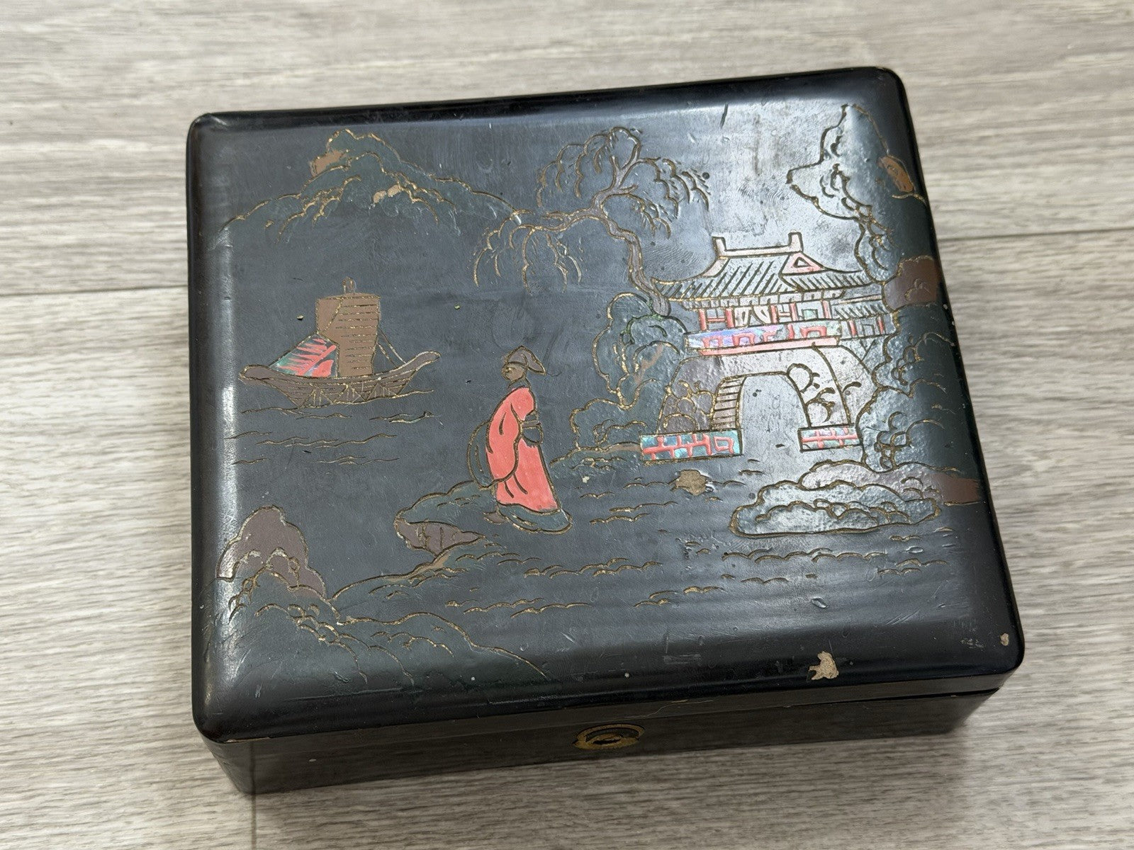 Vintage Japanese Lacquerware 7"x6"x2.25" Wooden Box Decorative Landscape DAMAGE