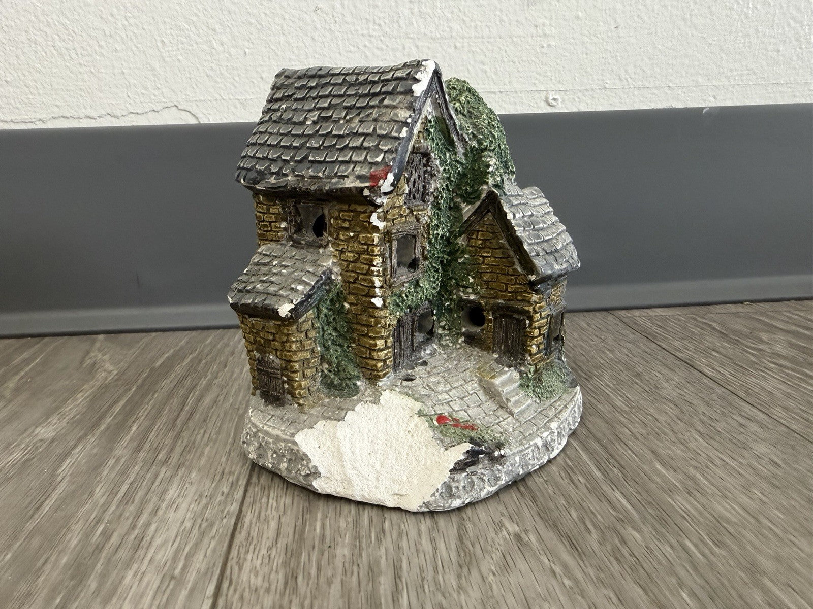 Ivy Cottage Lighted Cottage Charmers Handpainted Handcrafted BROKEN